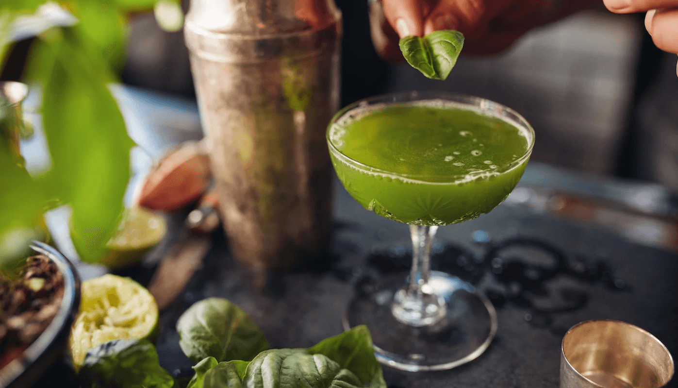 Watercress & basil gin smash